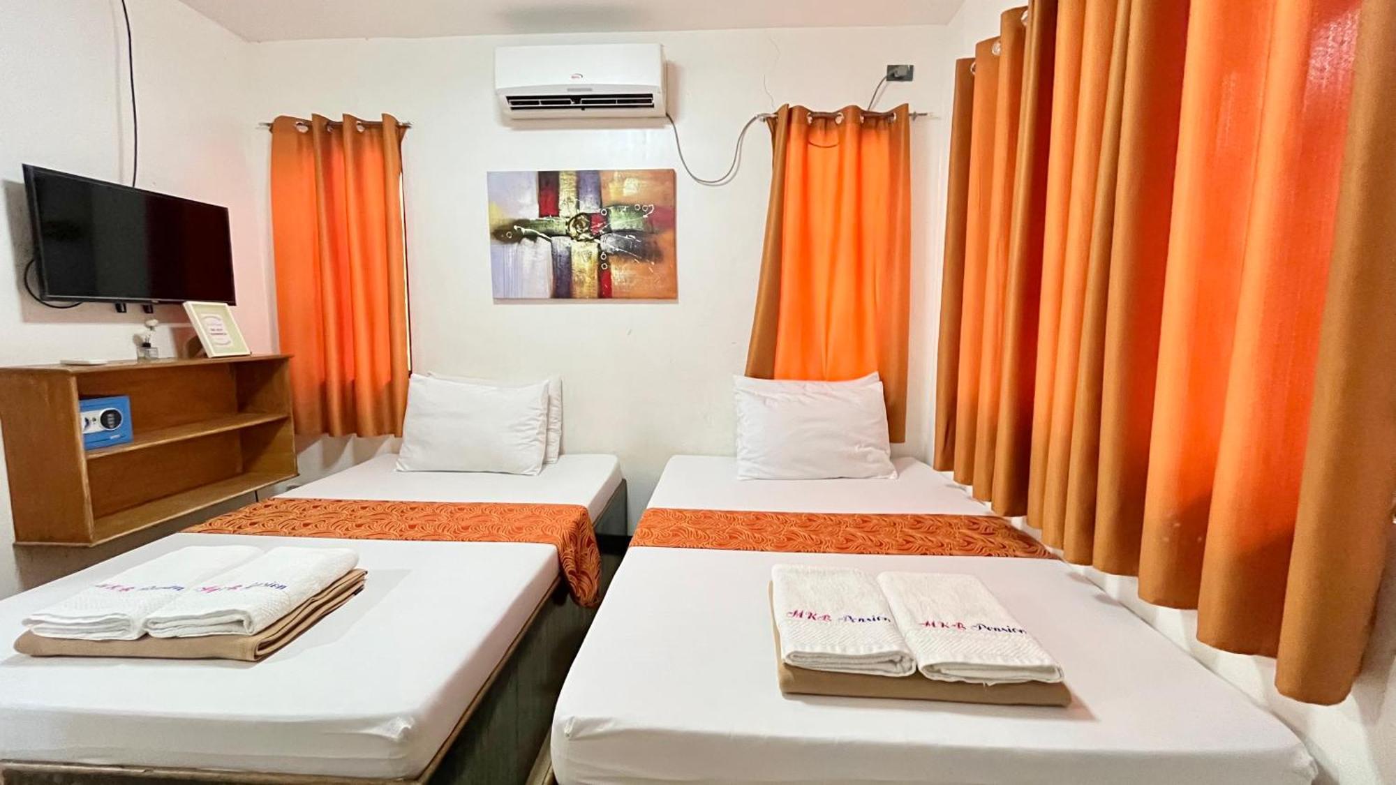 Mkb Pension Coron Exterior photo