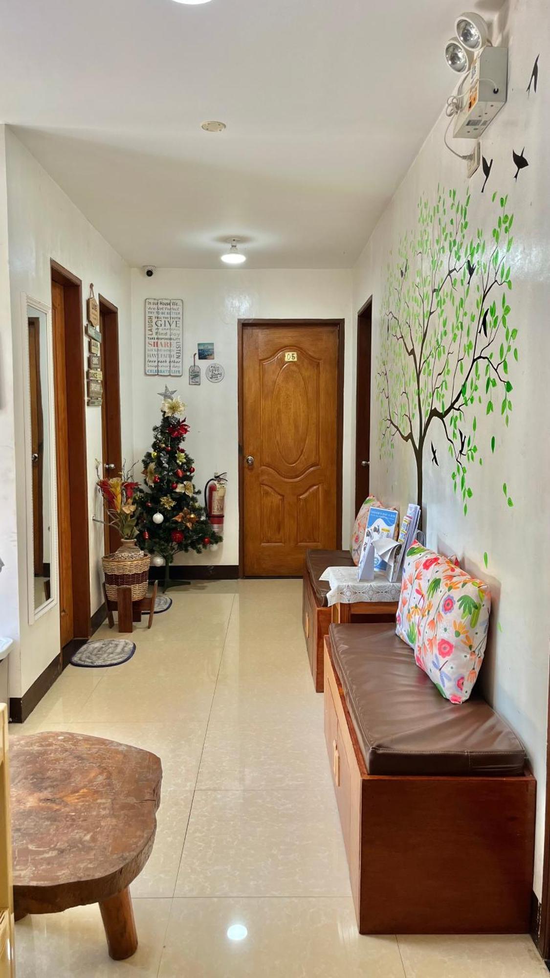 Mkb Pension Coron Exterior photo
